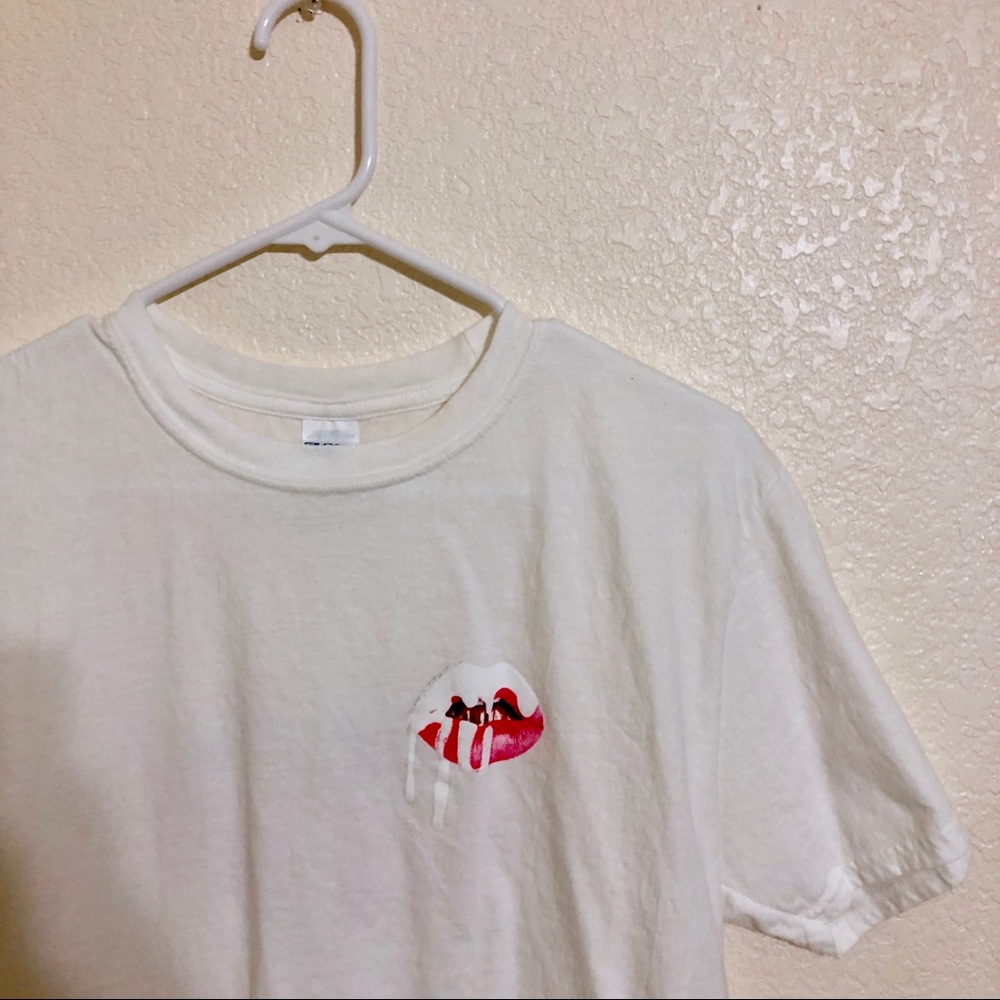 Kylie Cosmetics Lips T-shirt - (Topshop Launch)
